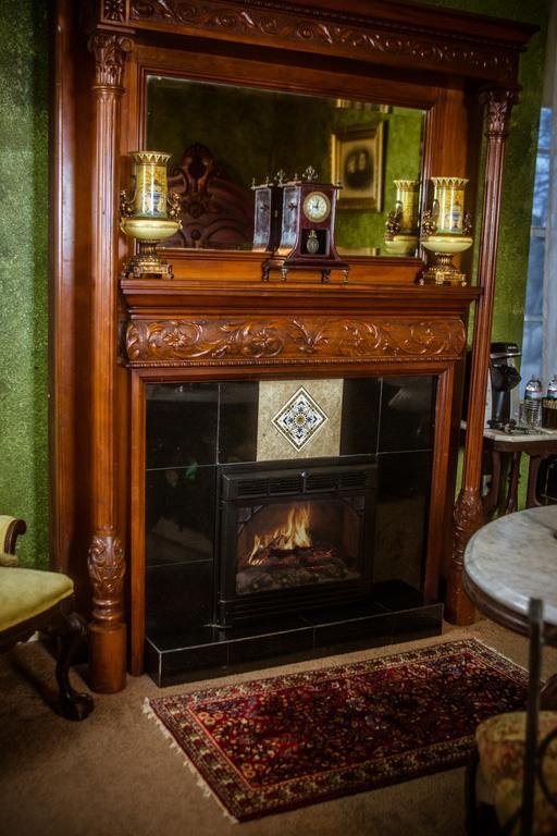Mosheim Mansion Bed & Breakfast Seguin Ruang foto