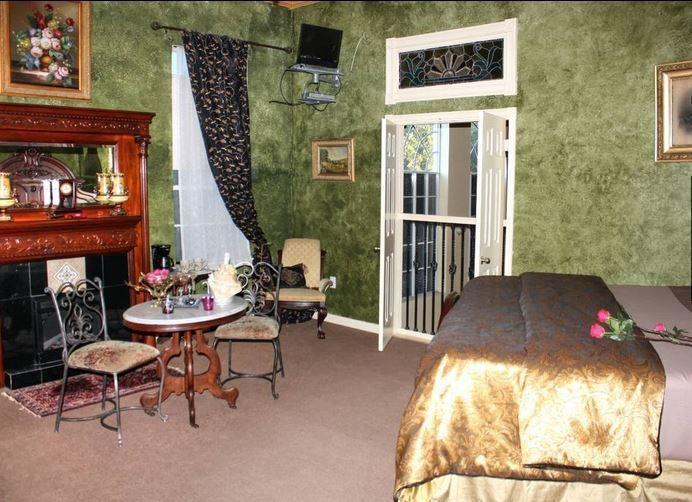Mosheim Mansion Bed & Breakfast Seguin Ruang foto