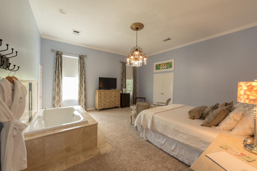 Mosheim Mansion Bed & Breakfast Seguin Ruang foto